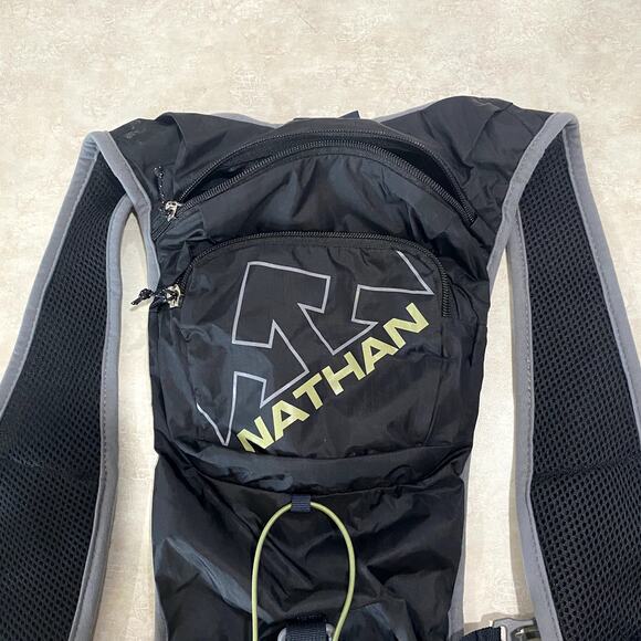 Nathan Hydration Backpack Running Pack in Black - Picture 3 of 6